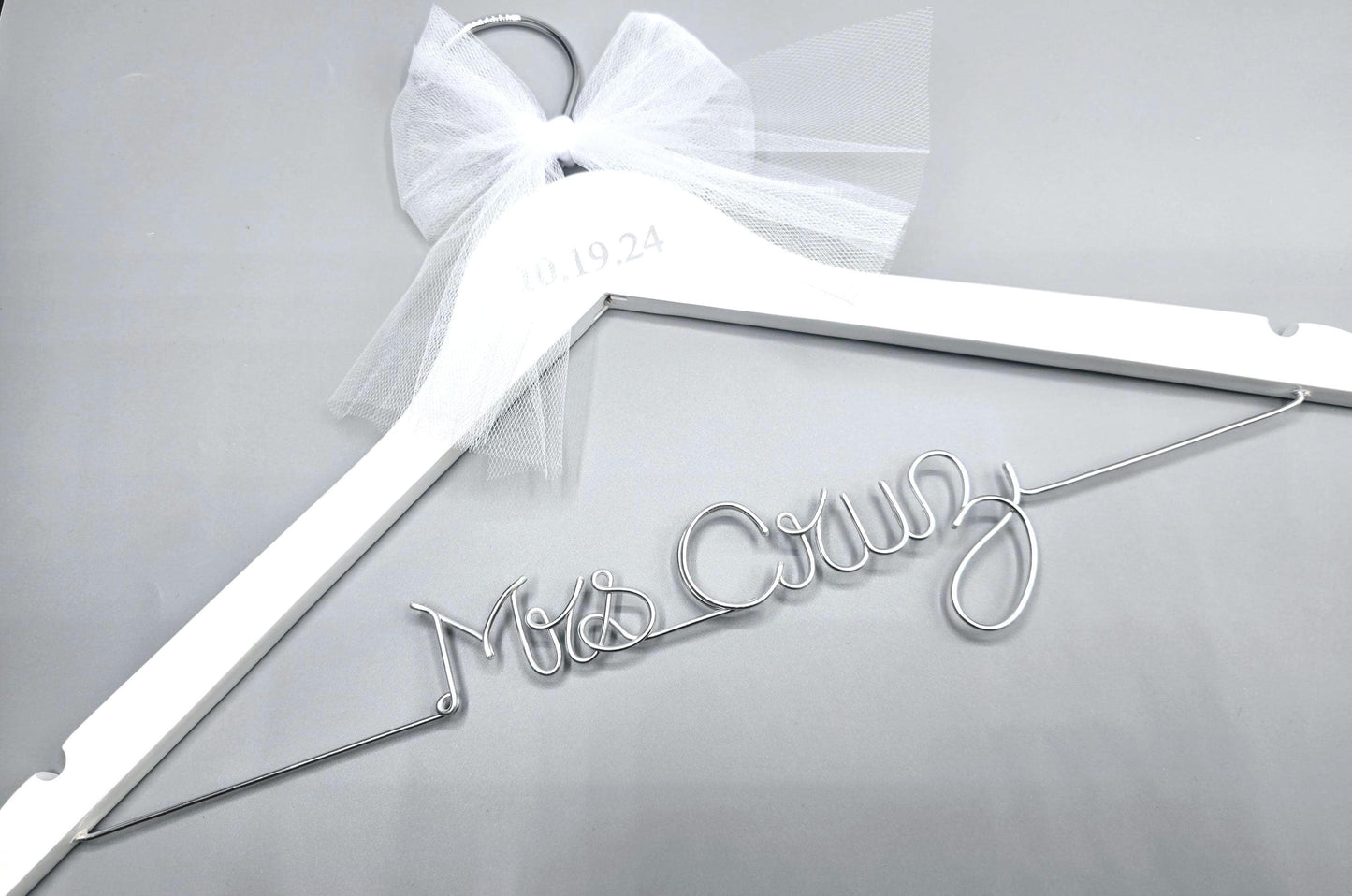 SET of 8 single hangers in wire for wedding