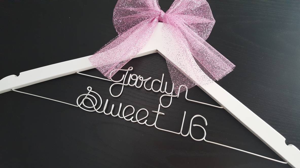 2 Line-. sweet sixteen Hanger, Name Hanger,mis quince Hanger,Personalized Hanger, 16th birthday gift, Party gift, perfect birthday gift