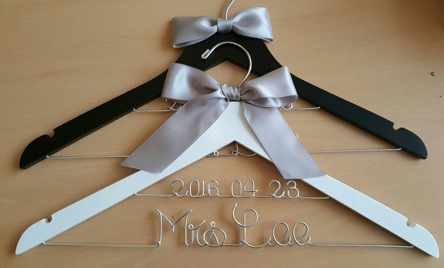 2 Line-Wedding dress Hanger with date, Name Hanger, Bride Hanger,Personalized Hanger, Bridesmaid, Bride Gift, Bridal Party gift