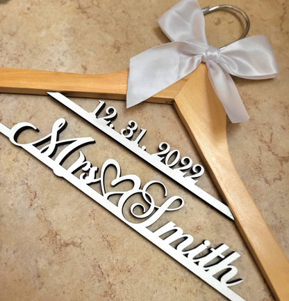 LaserCut / Wedding Dress Hanger / Mrs Hanger / Bride Hanger / Wedding Hanger / Bridesmaid Hanger / Personalized Bridal Gift