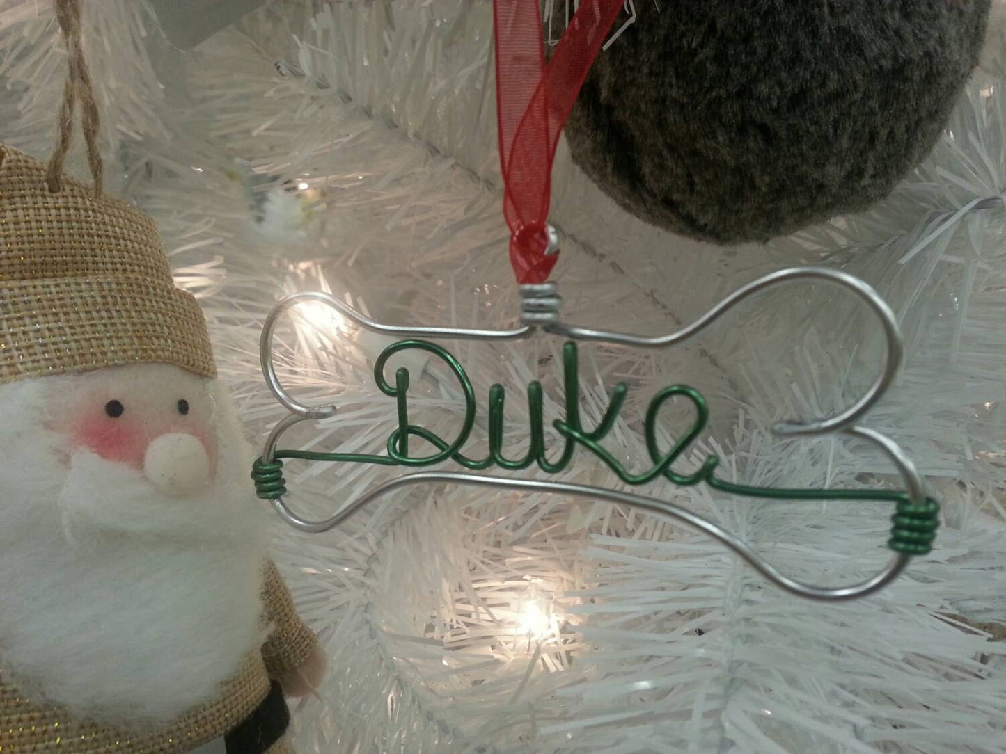 Dog Ornaments / bone name ornaments/ Christmas gift / ornament / home decor / Christmas tree decor / holiday gift / name wire