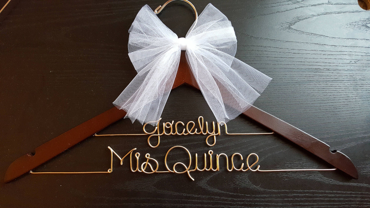 Mis quince name hanger/ Name hanger / birthday gift/ Girl's name hanger