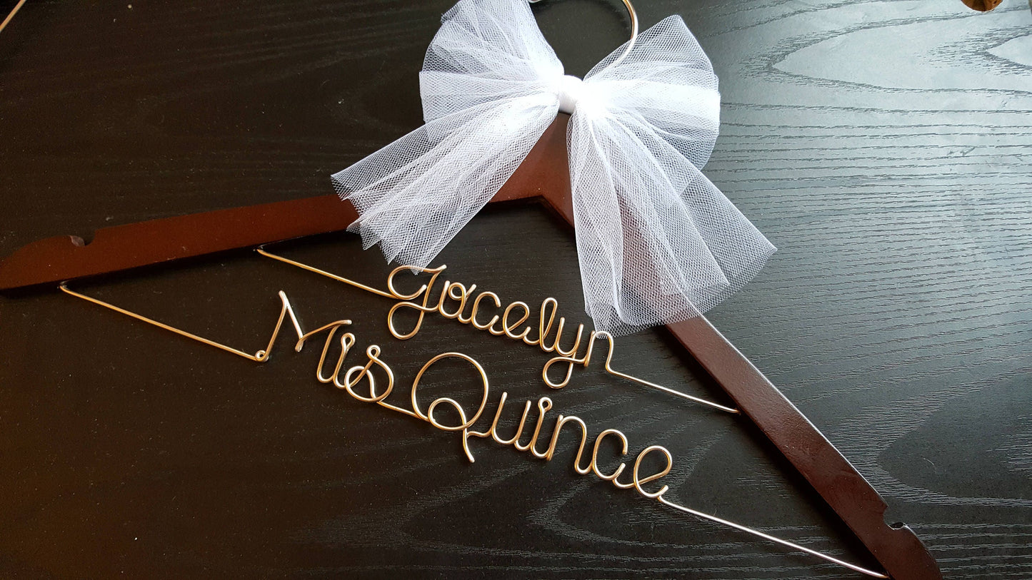 Mis quince name hanger/ Name hanger / birthday gift/ Girl's name hanger