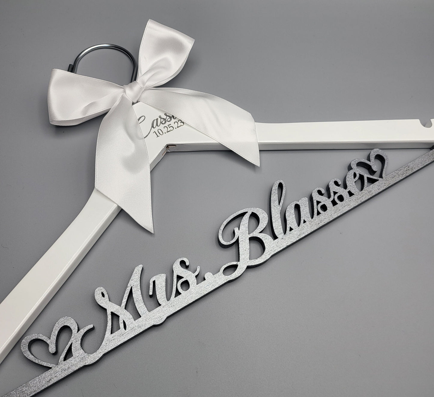 SHIP IN 1-2 DAY/Laser Cut /laser engraving/Wedding Dress Hanger /Bride Hanger /Wedding Hanger /Bridesmaid Hanger /Personalized Bridal Gift