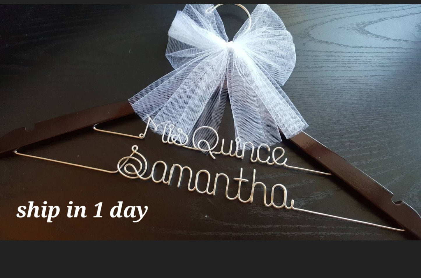 SHIPS IN 1 DAY/ 2 Line-Mis Quince Hanger, Name Hanger,mis quince Hanger,Personalized Hanger, 16th birthday gift, Party gift