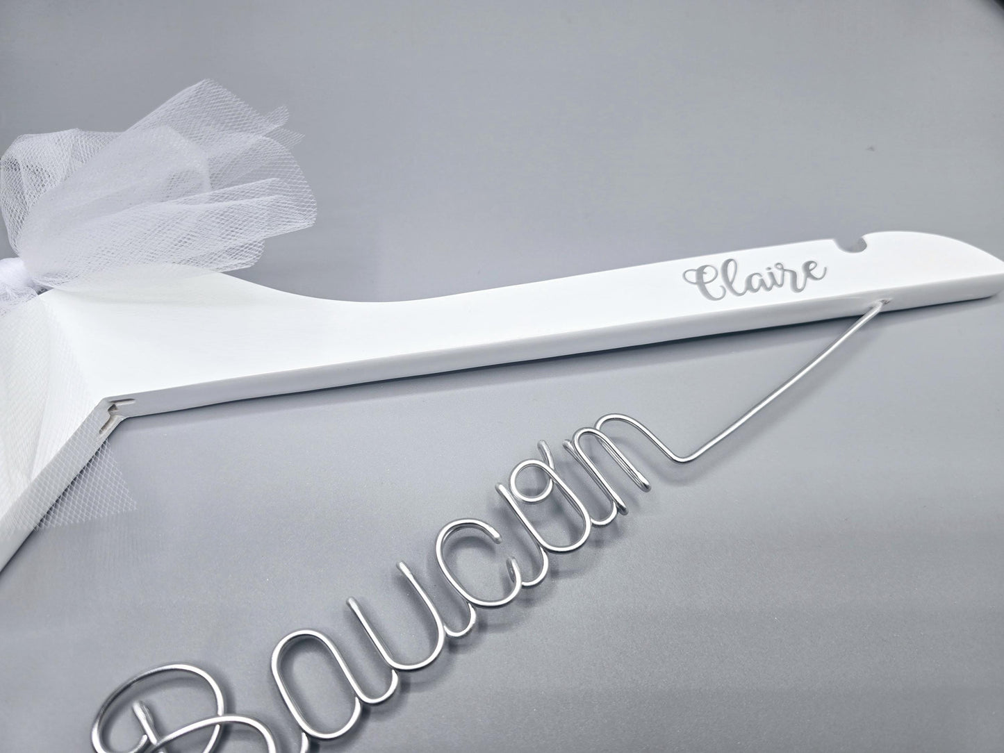 Wedding dress hanger. Wedding hanger for bride. Bridal hanger. Bride hanger. Bride gift. Wedding hanger. Personalized Hanger